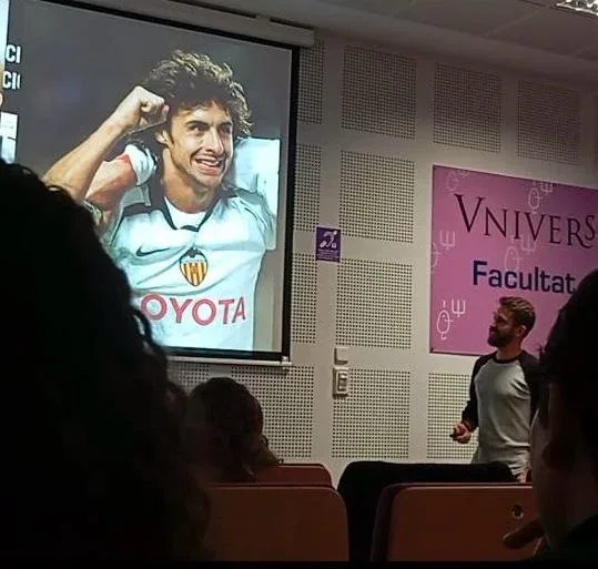 Miguel giving a talk at the University of Valencia